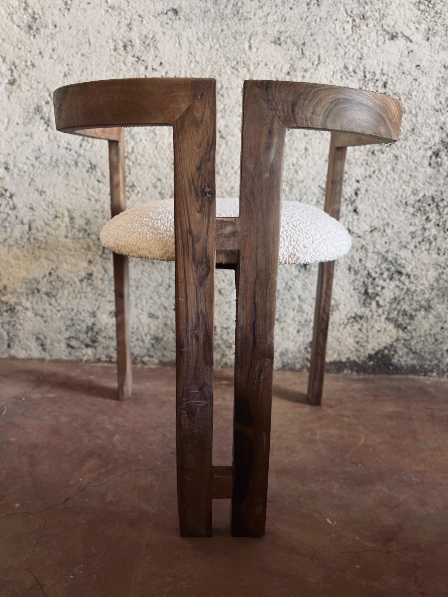 CHAISES