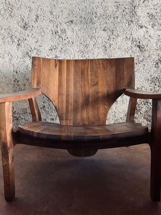 FAUTEUIL EN NOYER BRUT