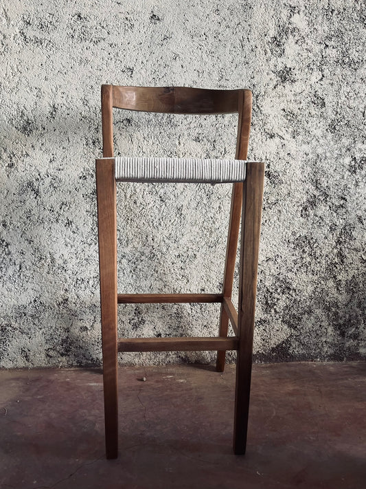 TABOURET TRESSÉ