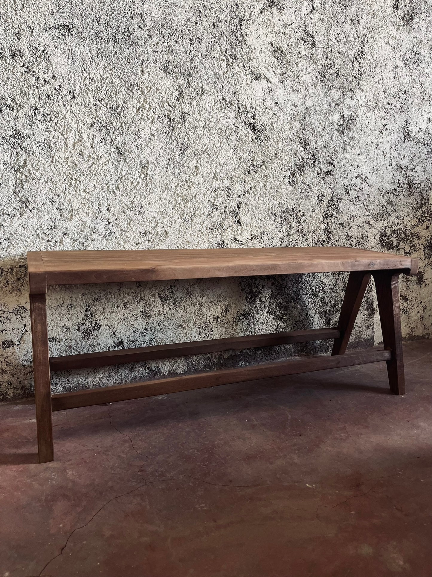 BANC EN NOYER BRUT